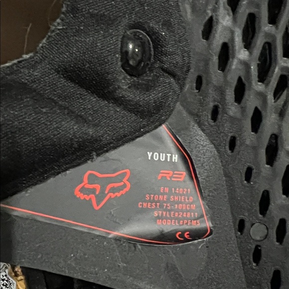 Fox Racing R3 Youth Chest Protector - Pink - Picture 5 of 6